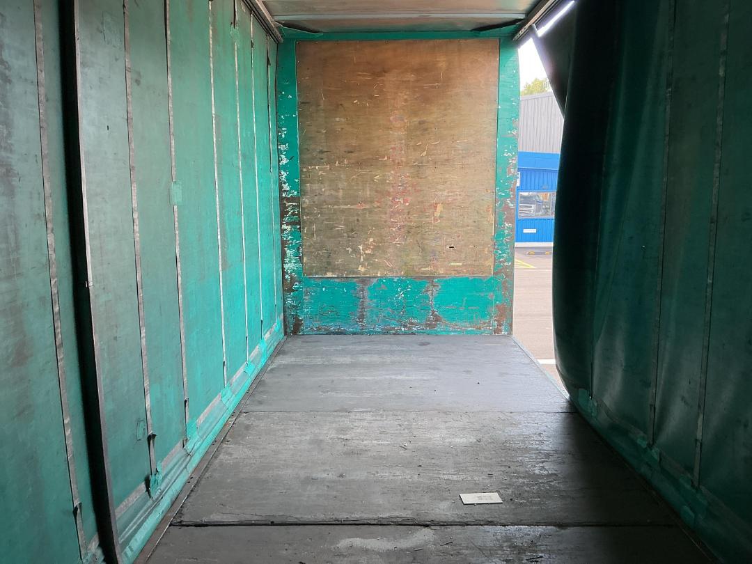 Photo '22' of MAN TGX Curtain/Solid