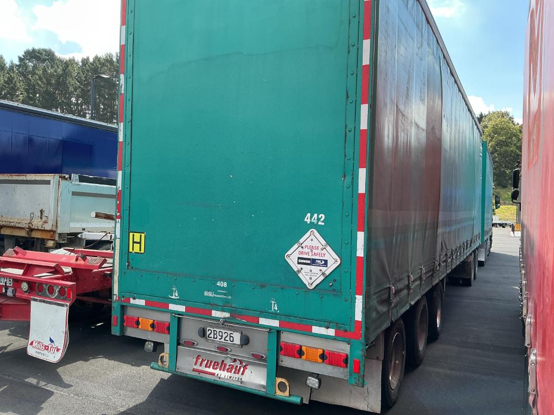 Photo '5' of MAN TGX Curtain/Solid