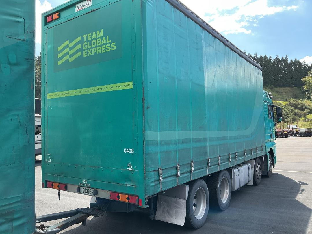 Photo '4' of MAN TGX Curtain/Solid