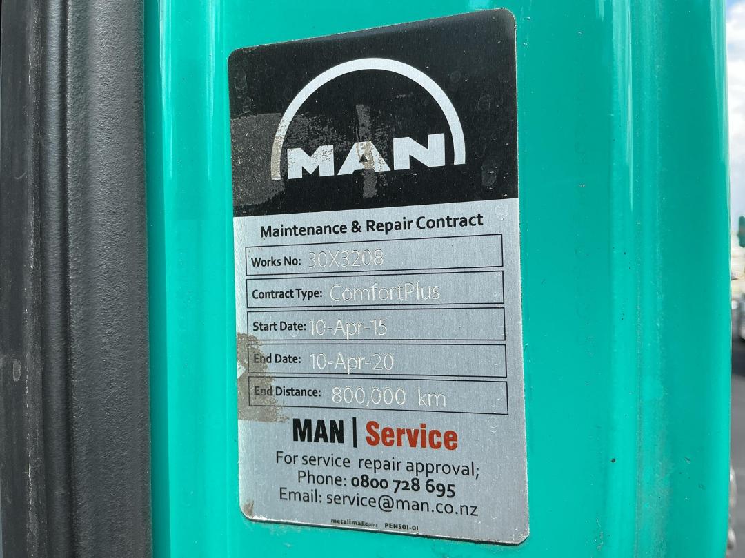 Photo '32' of MAN TGX Curtain/Solid