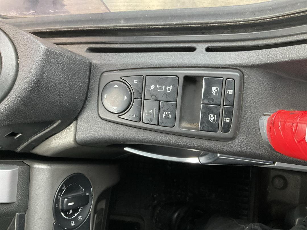 Photo '27' of MAN TGX 35.540 Curtainsider