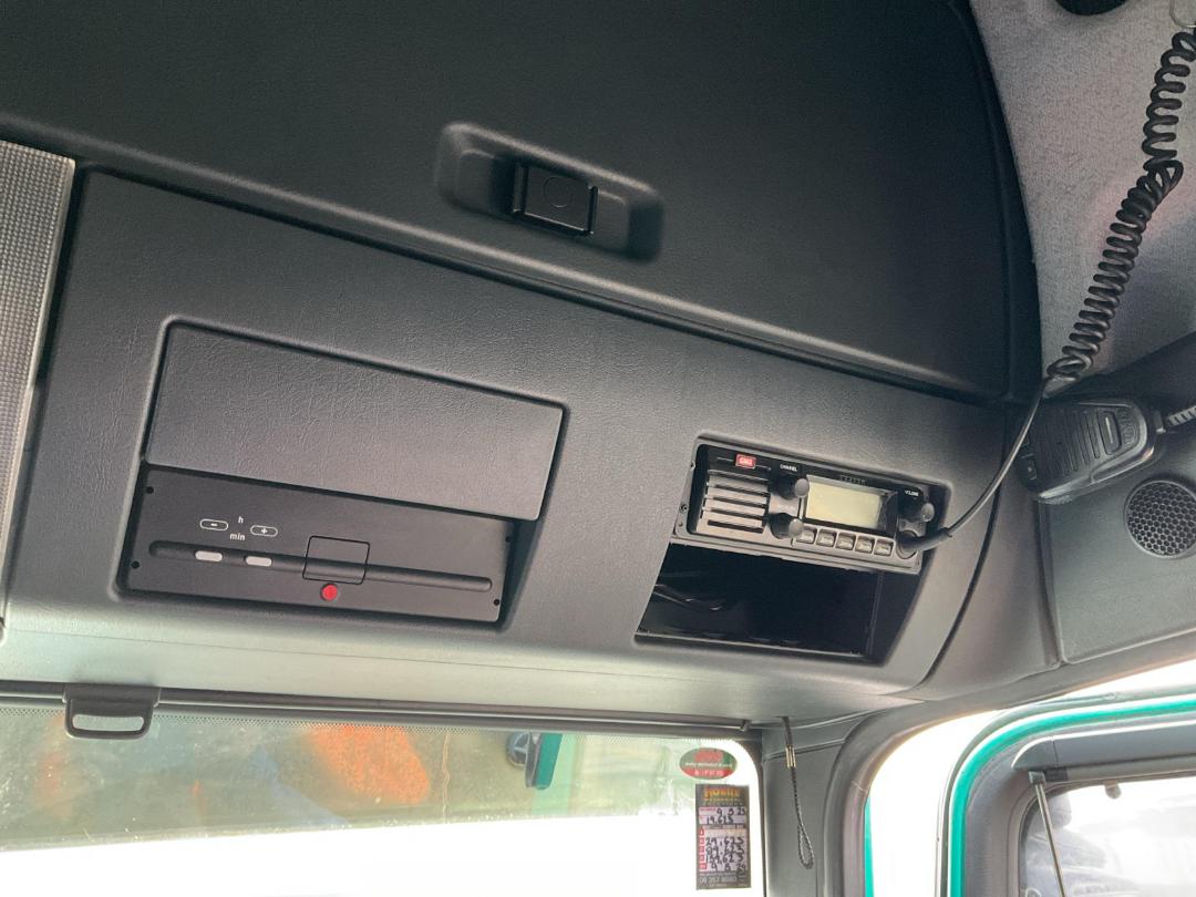 Photo '32' of MAN TGX 35.540 Curtainsider