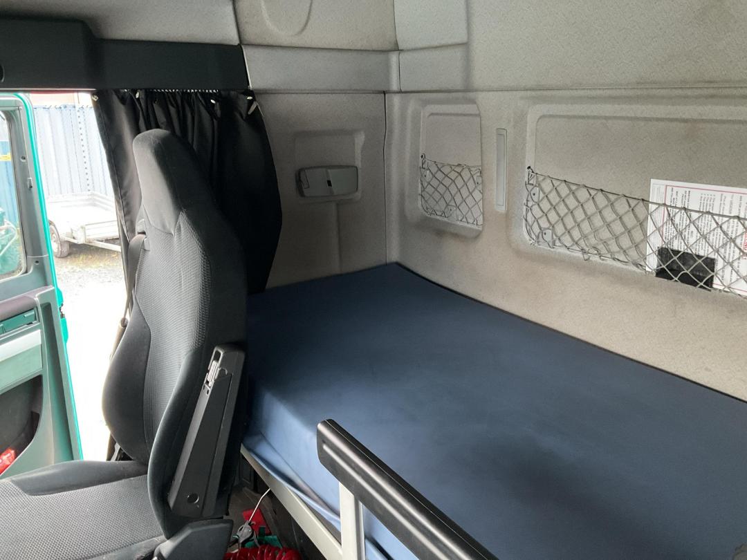 Photo '34' of MAN TGX 35.540 Curtainsider