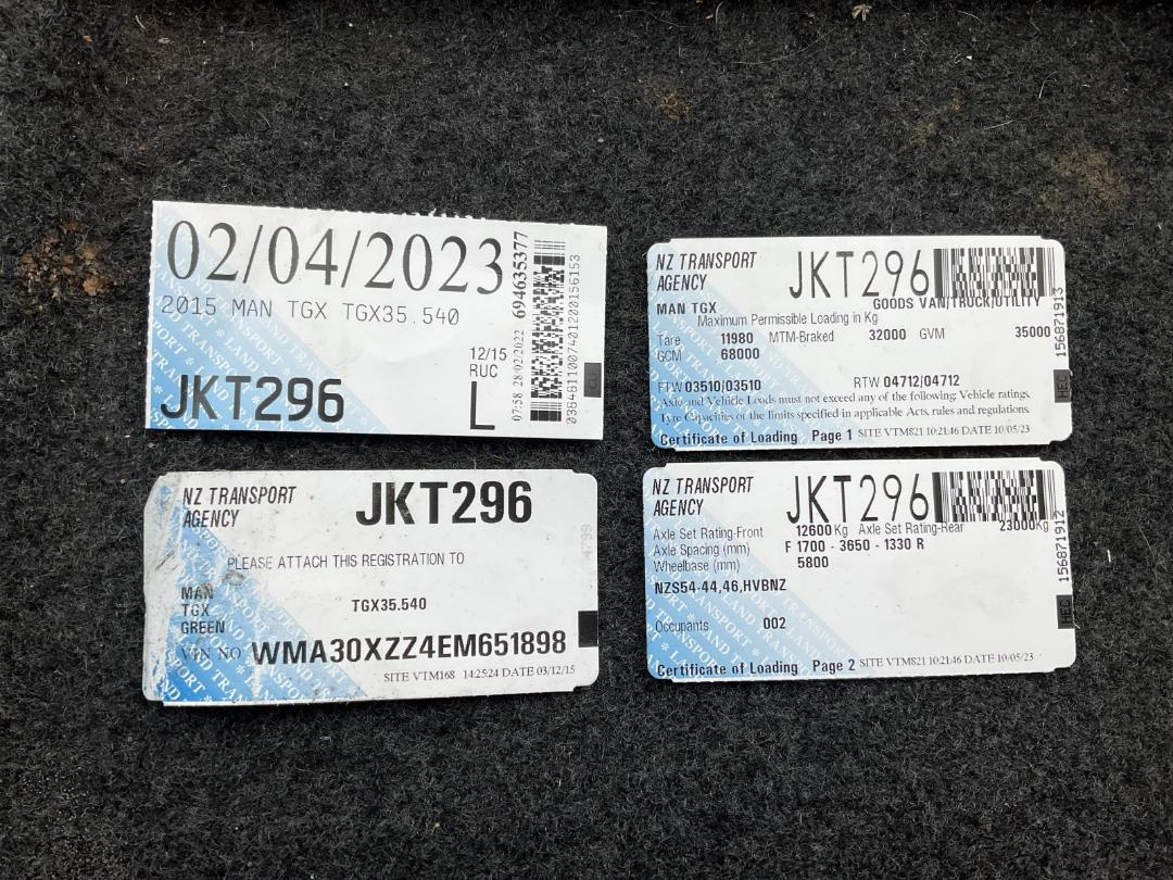 Photo '43' of MAN TGX 35.540 Curtainsider