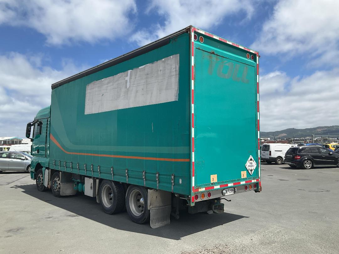 Photo '7' of MAN TGX 35.540 Curtainsider
