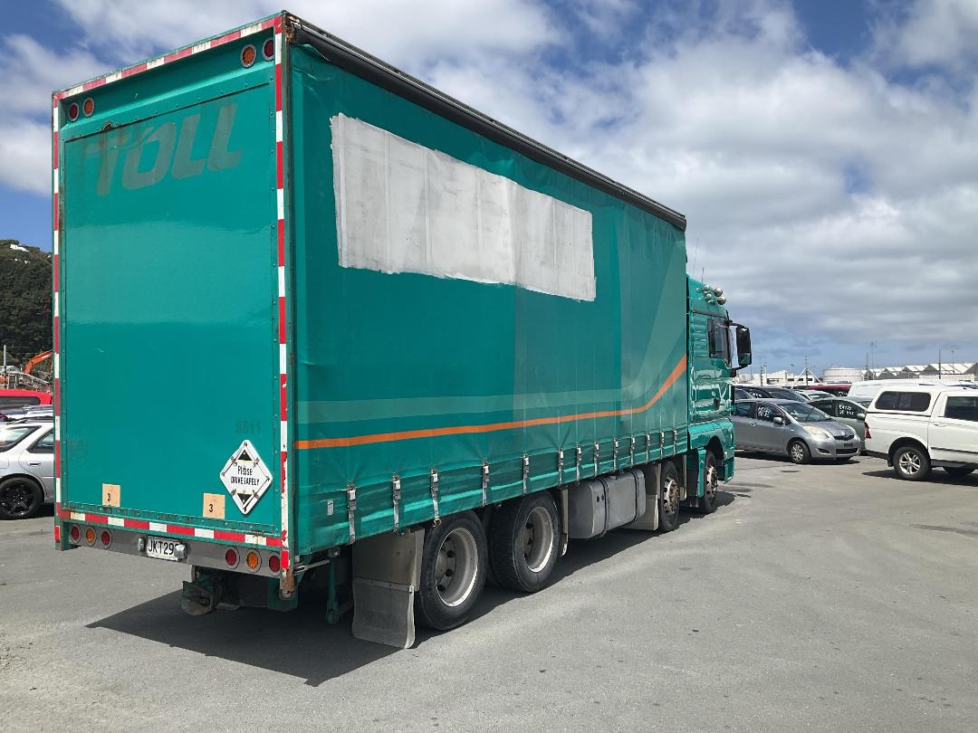 Photo '4' of MAN TGX 35.540 Curtainsider