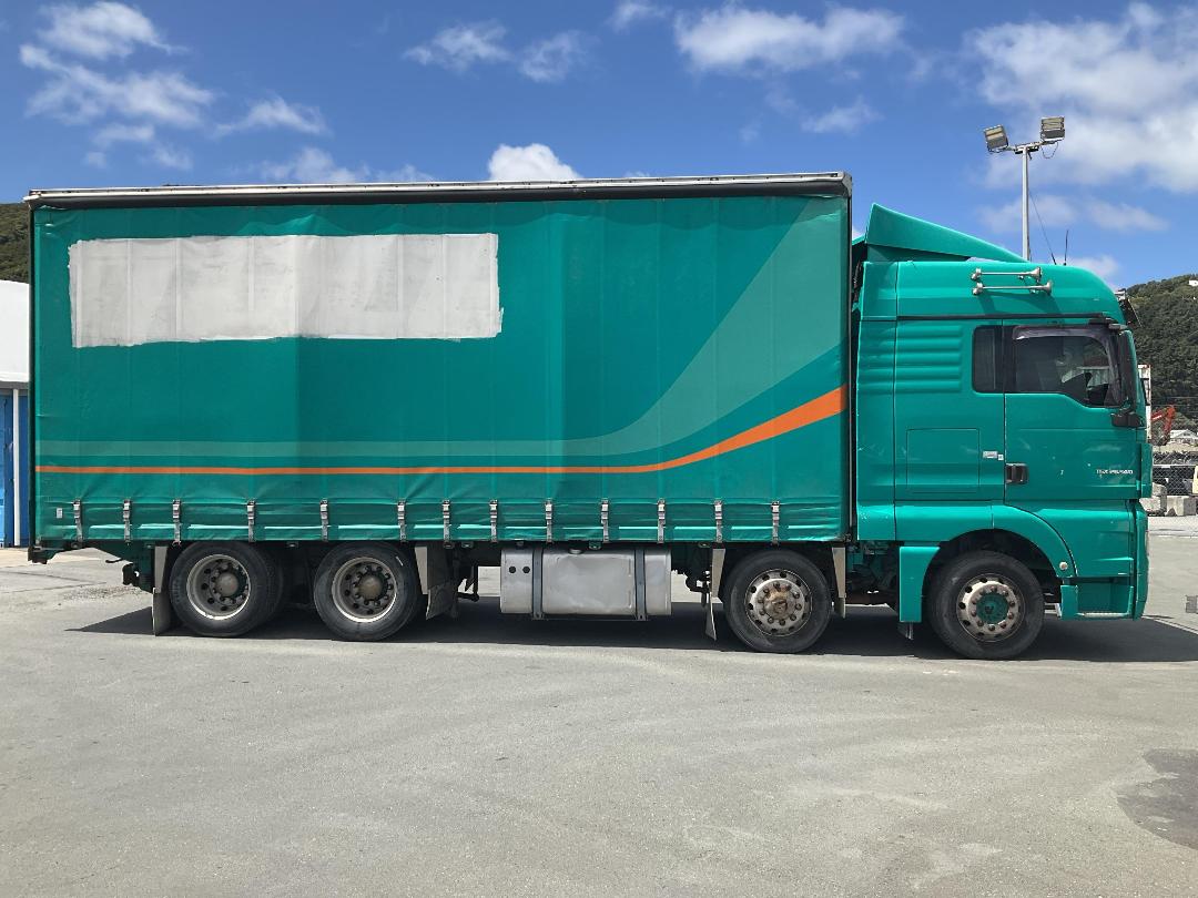 Photo '3' of MAN TGX 35.540 Curtainsider