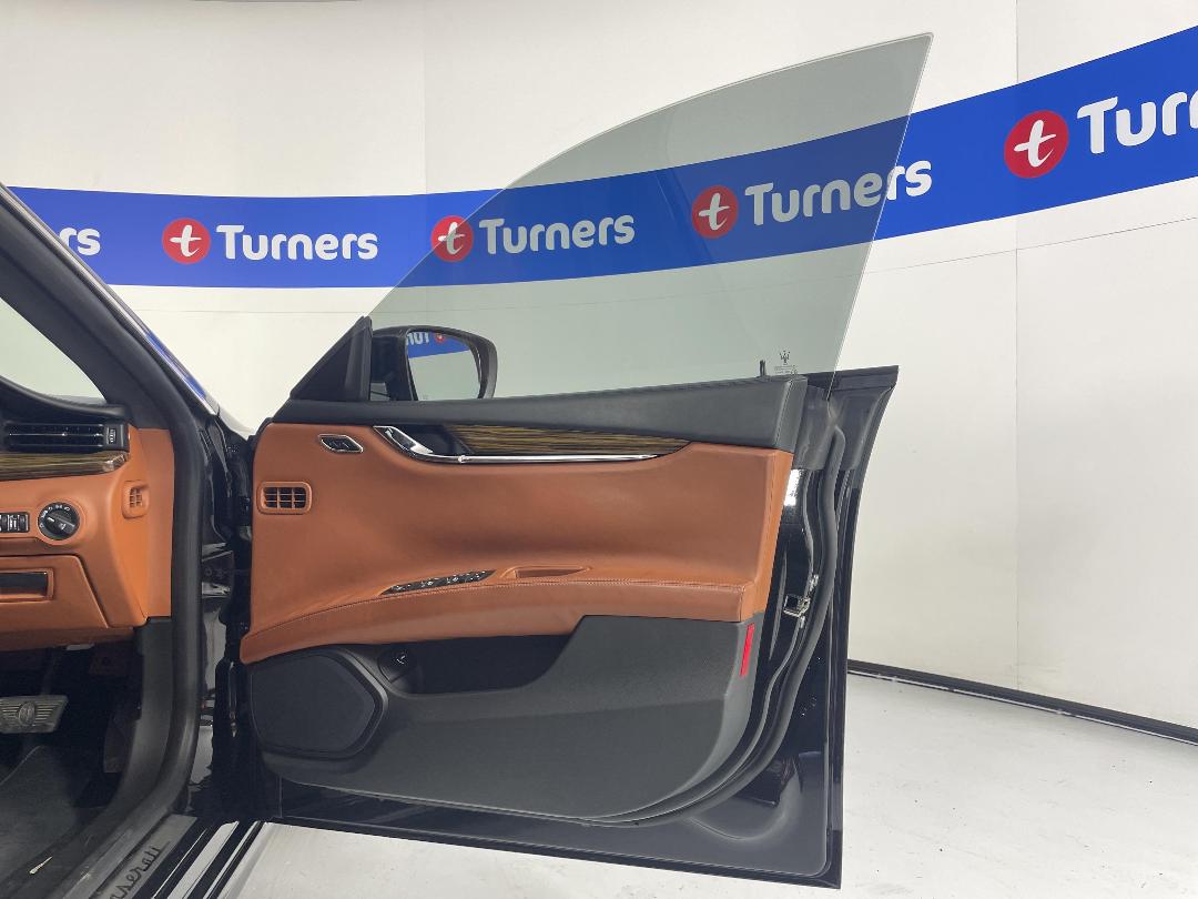 Photo '15' of Maserati Quattroporte