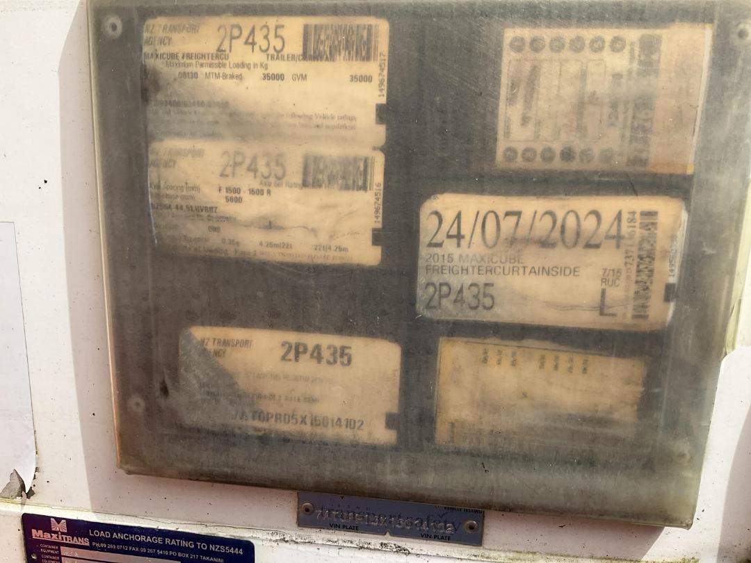 Photo '14' of MAXICUBE FREIGHTER 3 AXLE SEMI Curtainsider B-Train