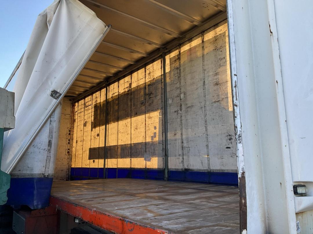 Photo '16' of MAXICUBE FREIGHTER Curtainsider B-Train Photo '16' of MAXICUBE FREIGHTER Curtainsider B-Train