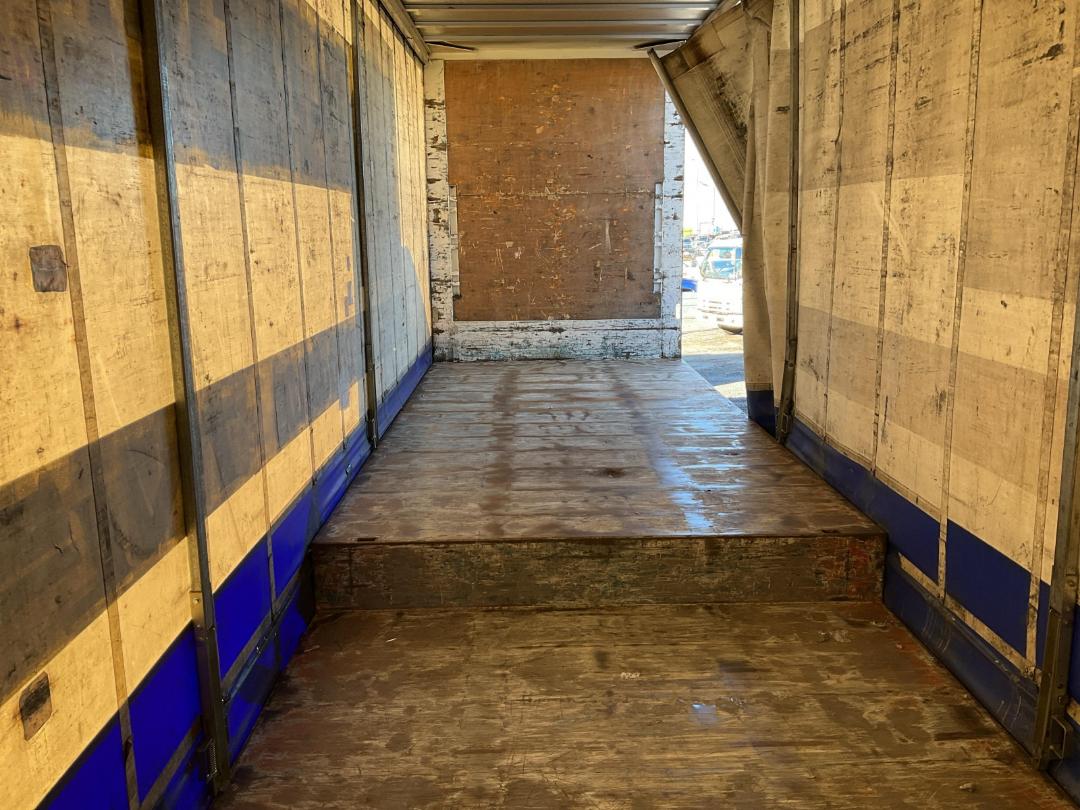 Photo '18' of MAXICUBE FREIGHTER Curtainsider B-Train Photo '18' of MAXICUBE FREIGHTER Curtainsider B-Train