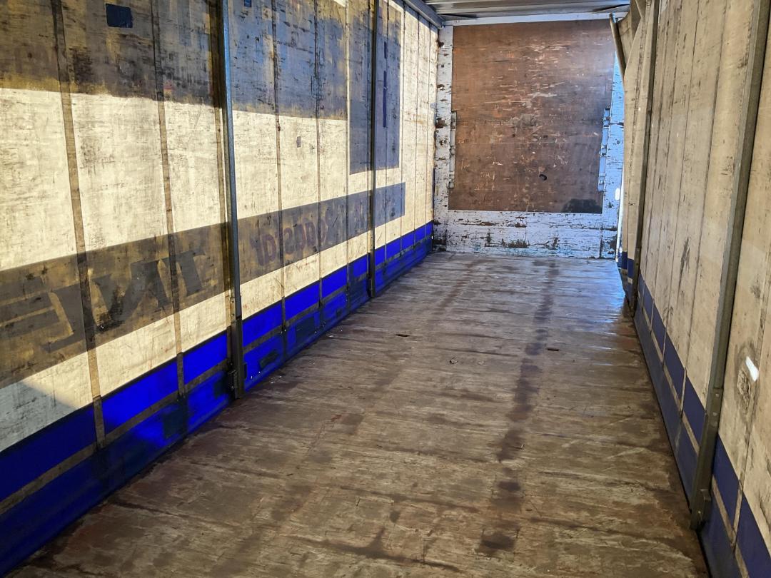 Photo '22' of MAXICUBE FREIGHTER Curtainsider B-Train Photo '22' of MAXICUBE FREIGHTER Curtainsider B-Train