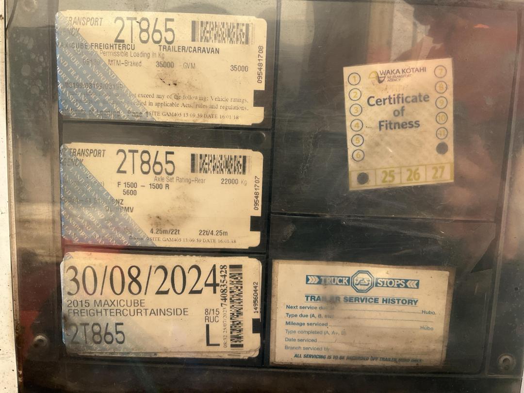 Photo '27' of MAXICUBE FREIGHTER Curtainsider B-Train Photo '27' of MAXICUBE FREIGHTER Curtainsider B-Train