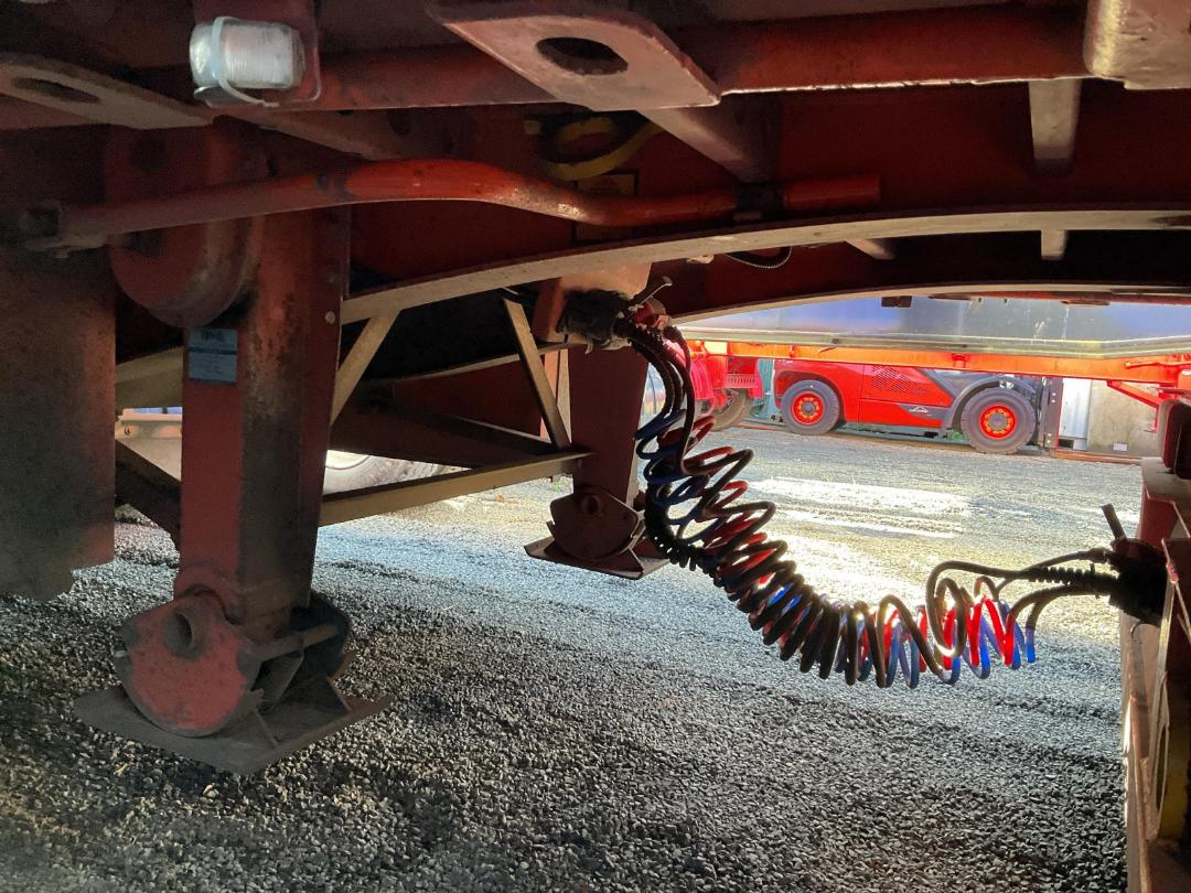 Photo '34' of MAXICUBE FREIGHTER Curtainsider B-Train Photo '34' of MAXICUBE FREIGHTER Curtainsider B-Train