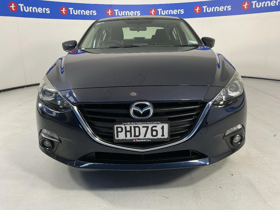 Photo '2' of Mazda 3