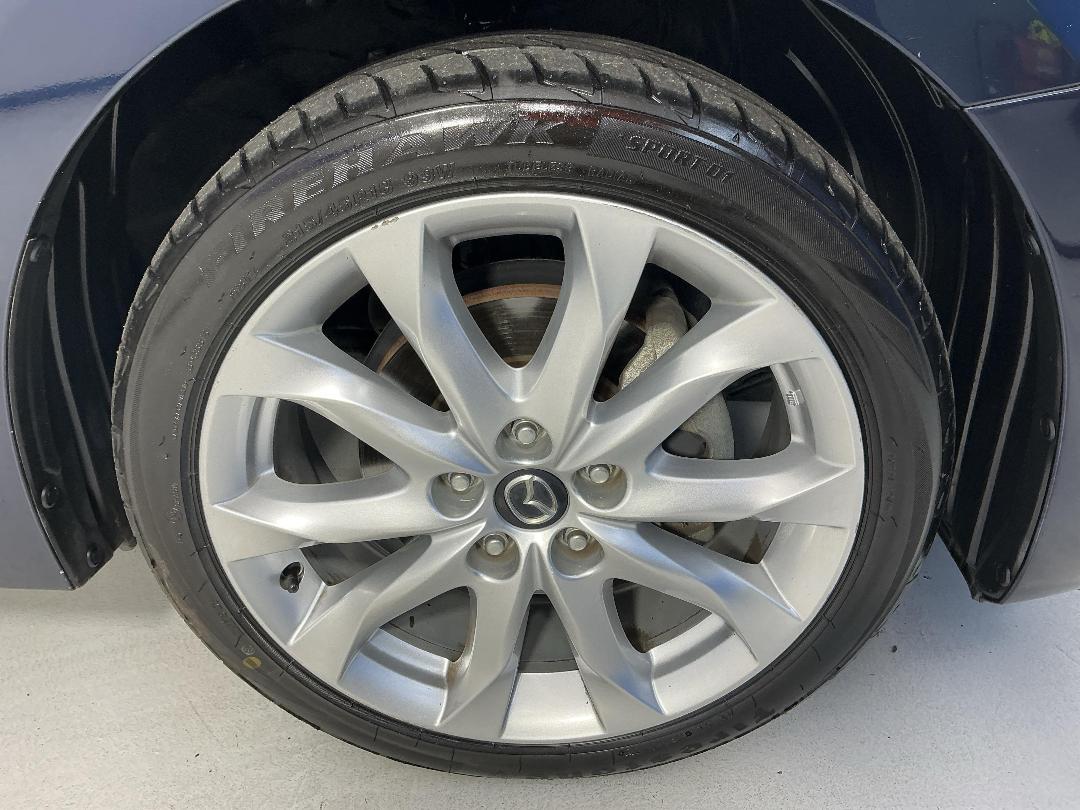 Photo '9' of Mazda 3