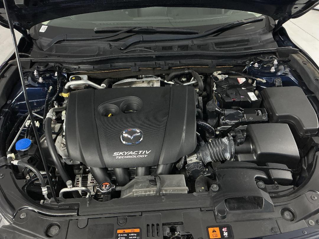 Photo '13' of Mazda 3