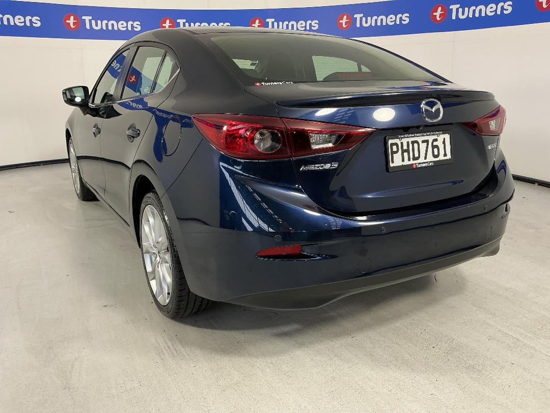 Photo '5' of Mazda 3