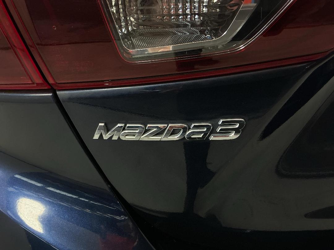 Photo '29' of Mazda 3