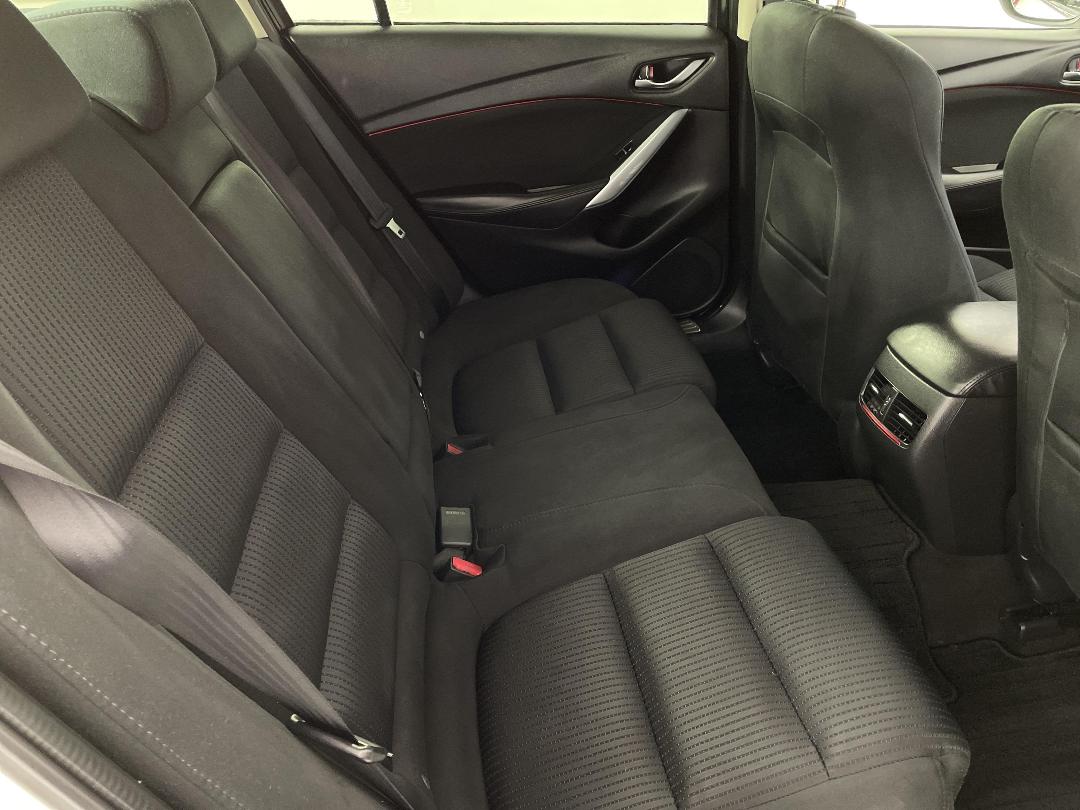 Photo '20' of Mazda Atenza