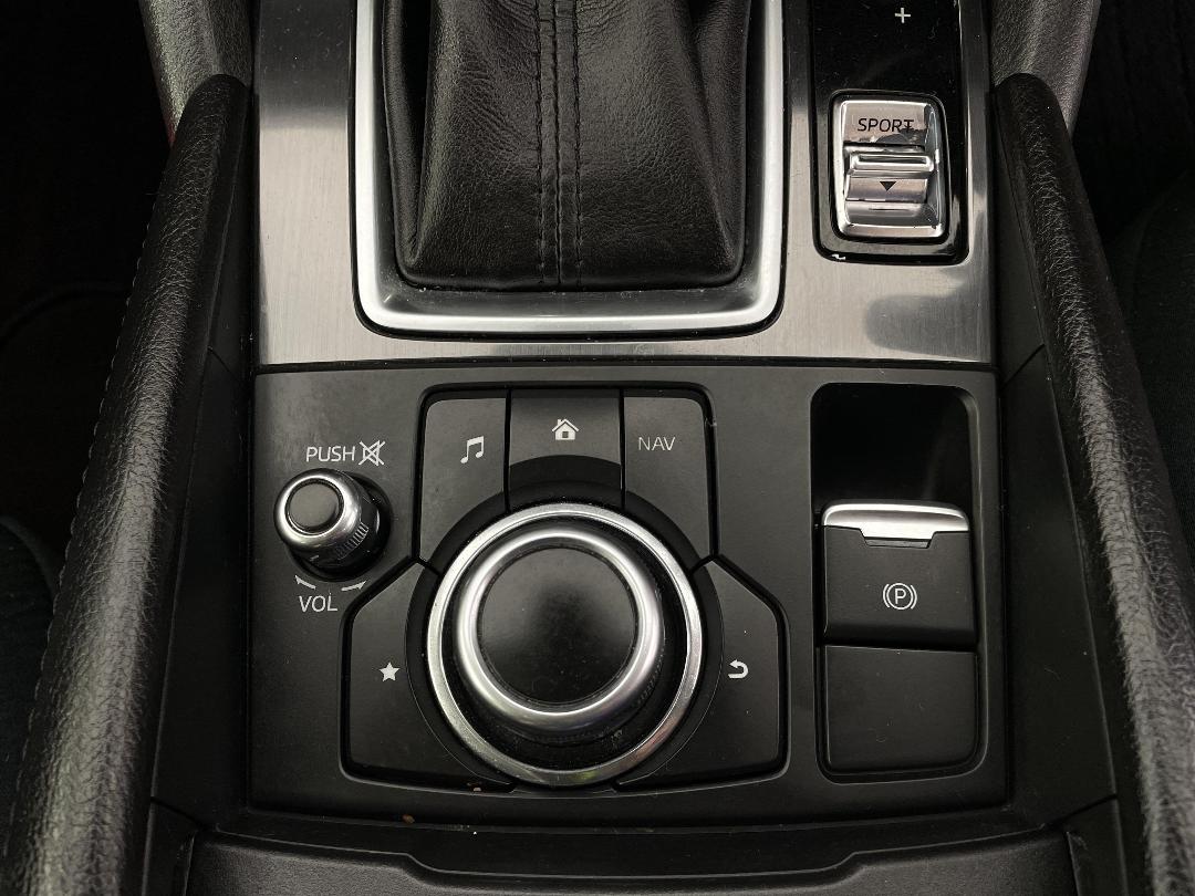 Photo '26' of Mazda Atenza