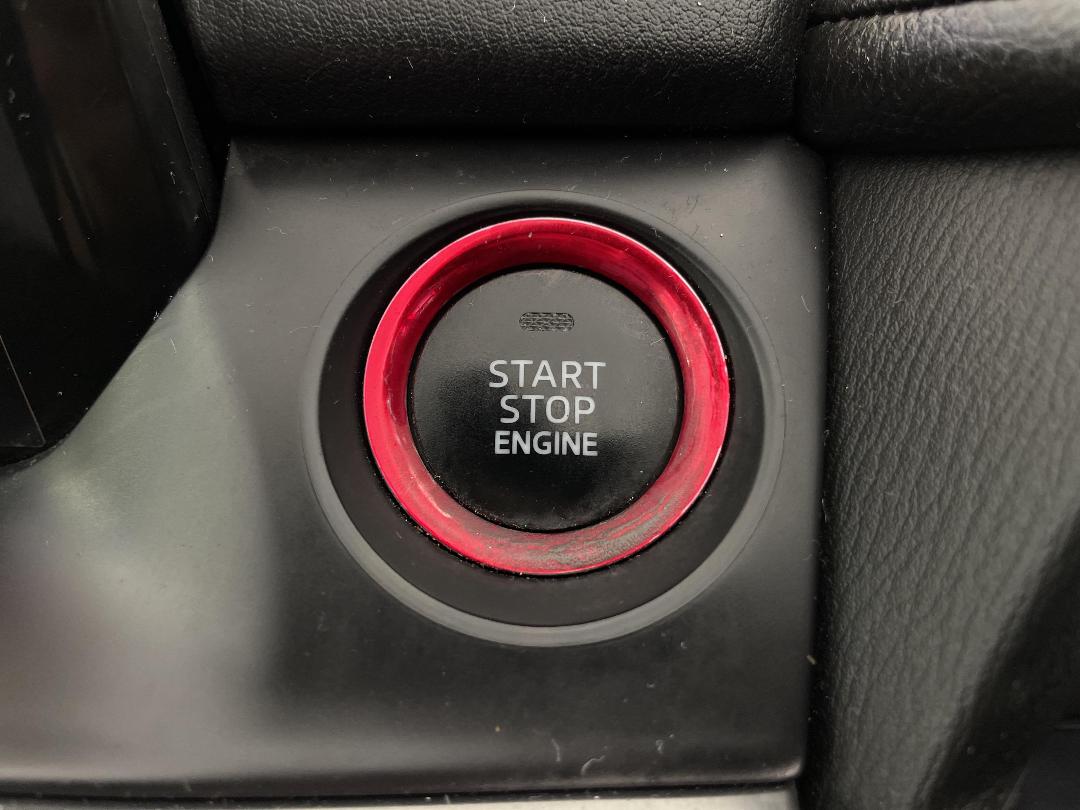 Photo '27' of Mazda Atenza