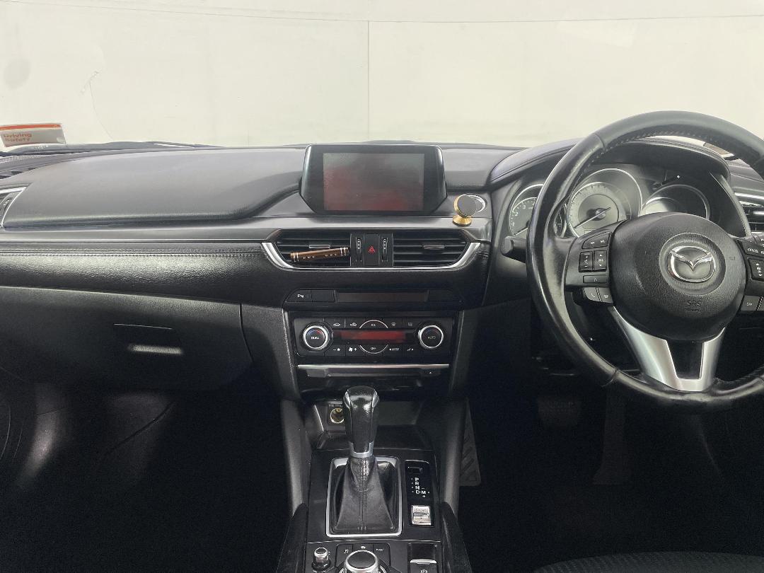 Photo '17' of Mazda Atenza Photo '17' of Mazda Atenza