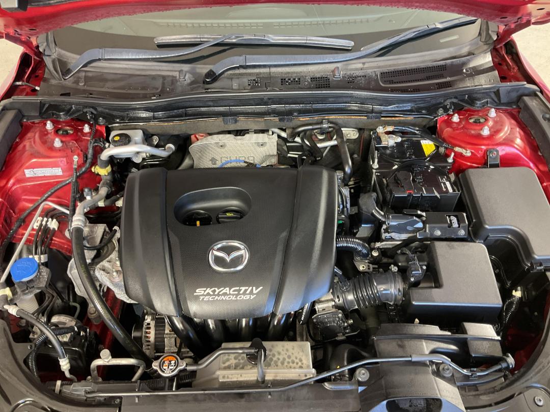 Photo '13' of Mazda Axela