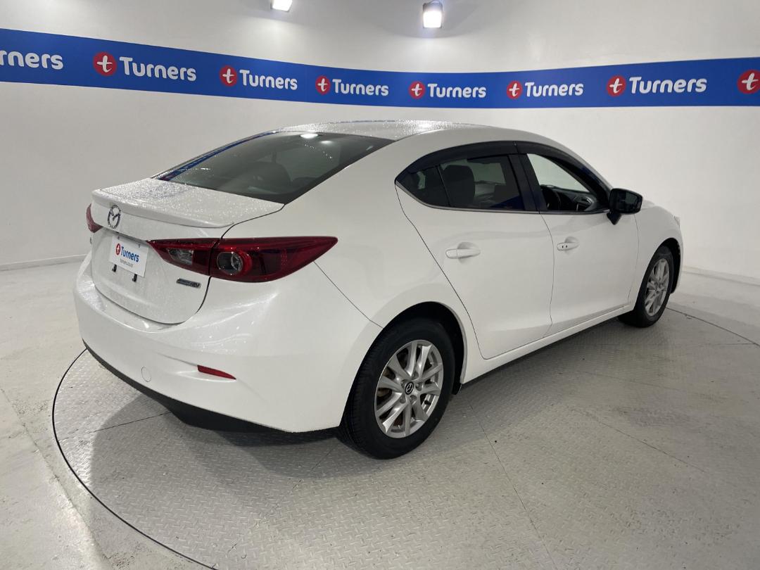 Photo '7' of Mazda Axela Photo '7' of Mazda Axela