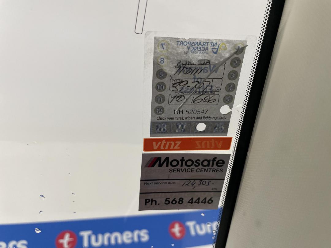 Photo '34' of Mazda Axela Photo '34' of Mazda Axela