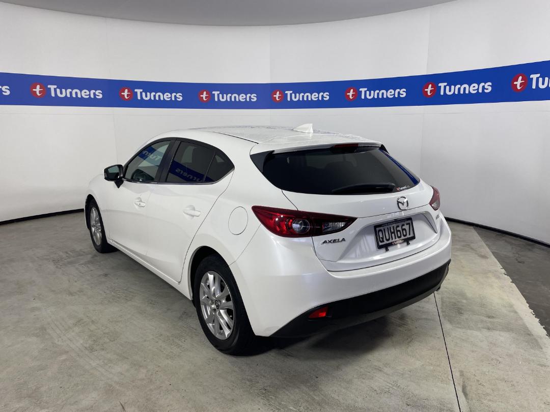 Photo '5' of Mazda Axela