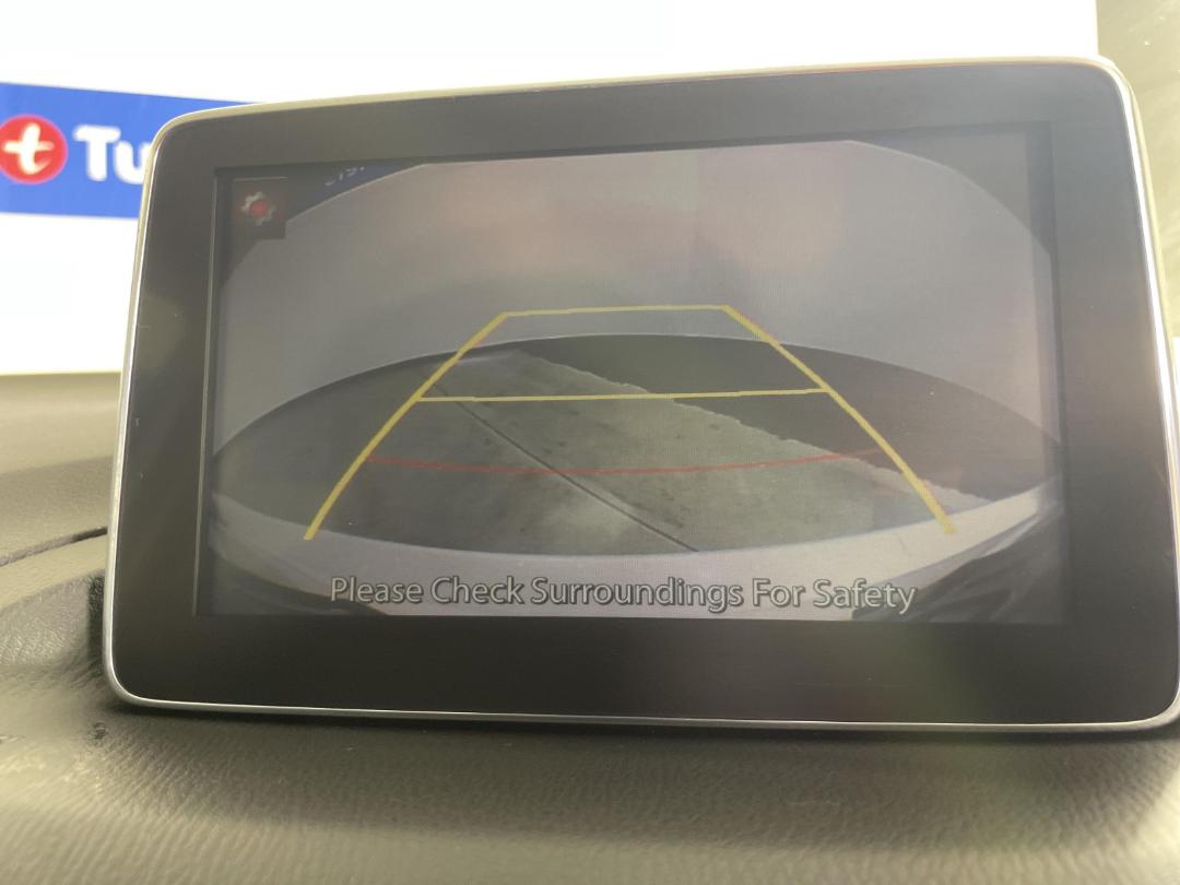 Photo '24' of Mazda Axela