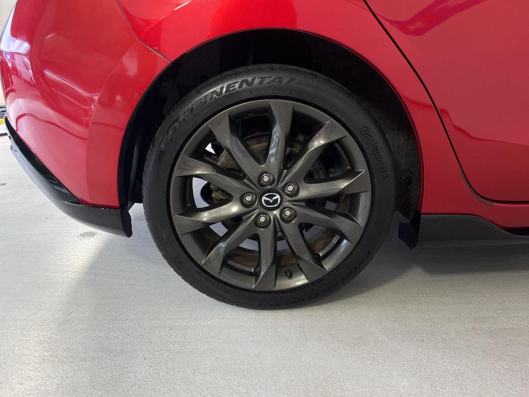 Photo '12' of Mazda Axela Photo '12' of Mazda Axela