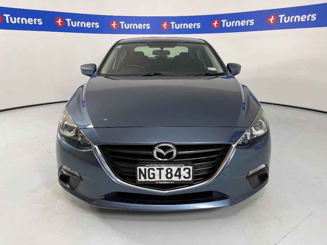 Photo '2' of Mazda Axela