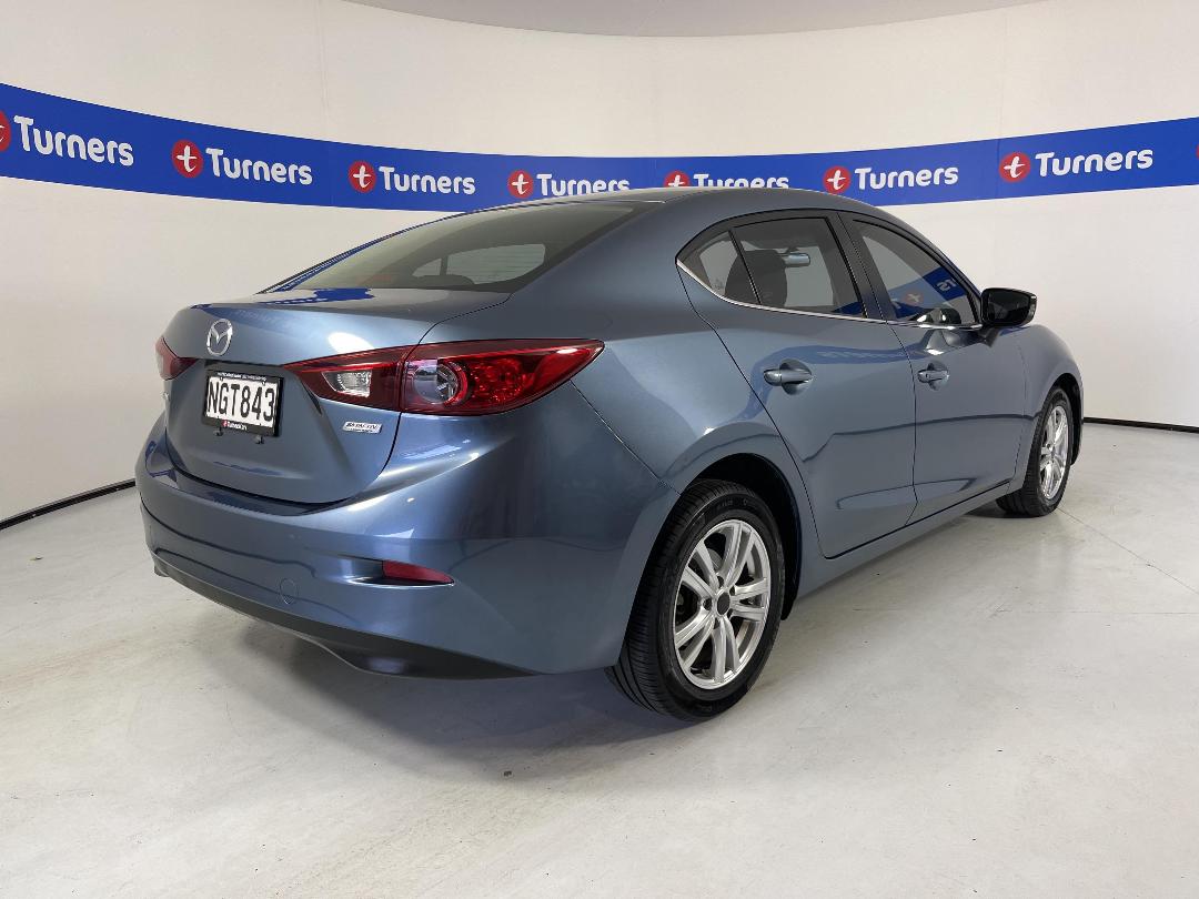 Photo '7' of Mazda Axela