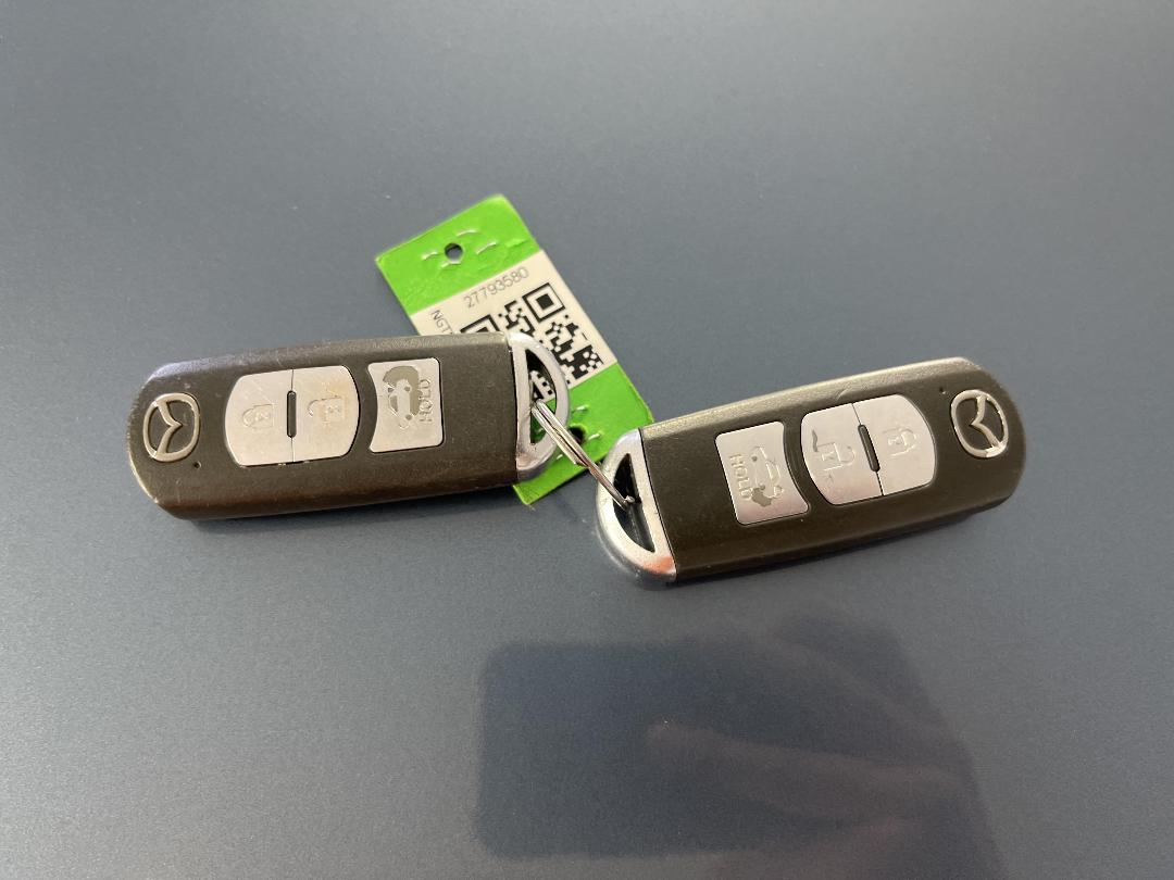 Photo '22' of Mazda Axela