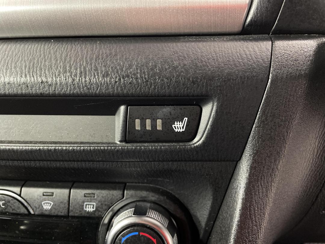 Photo '28' of Mazda Axela