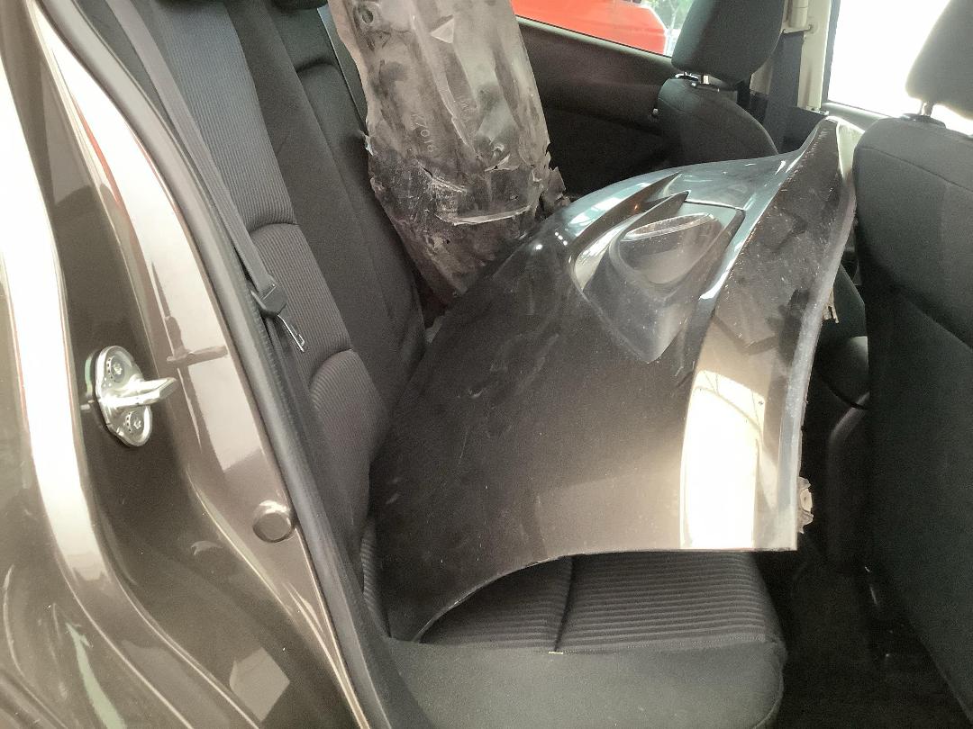 Photo '8' of Mazda Axela