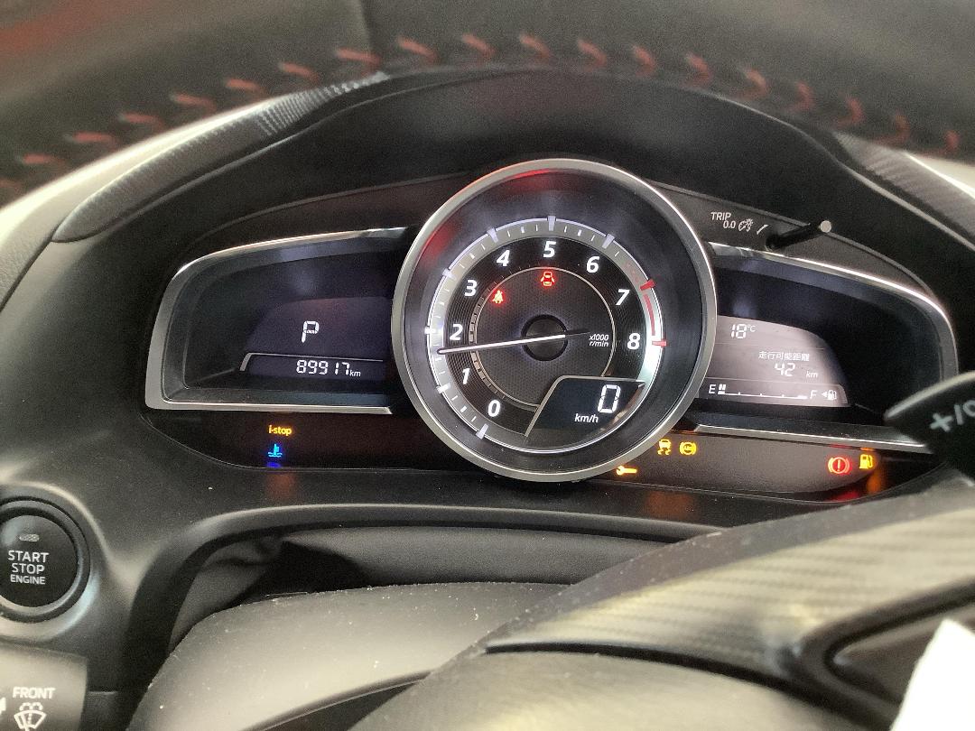 Photo '13' of Mazda Axela