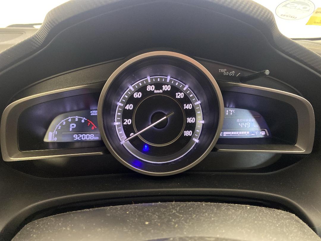 Photo '21' of Mazda Axela