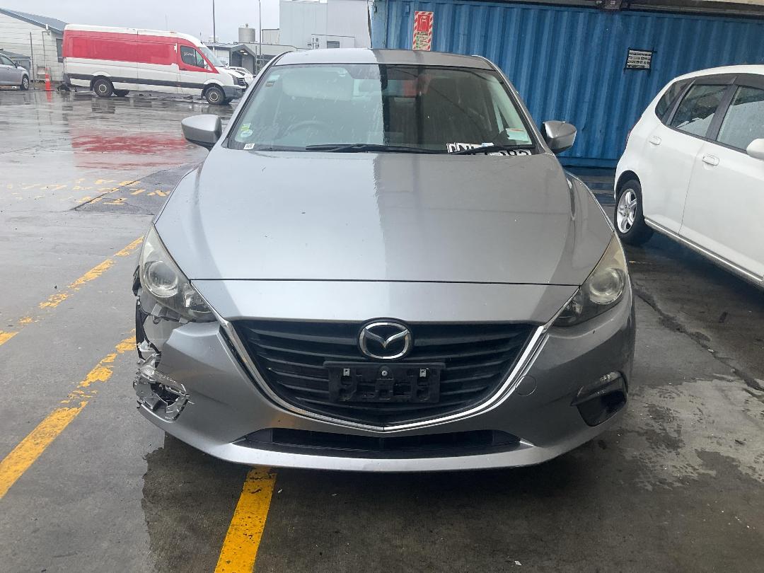 Photo '3' of Mazda Axela