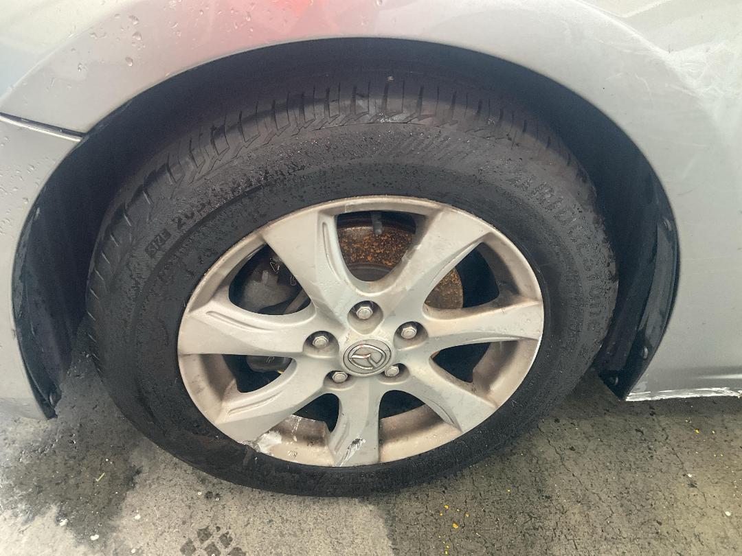 Photo '6' of Mazda Axela