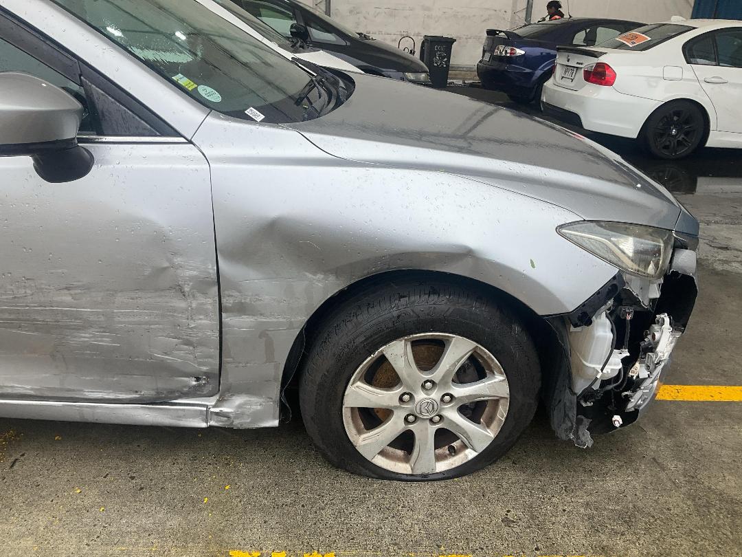 Photo '19' of Mazda Axela