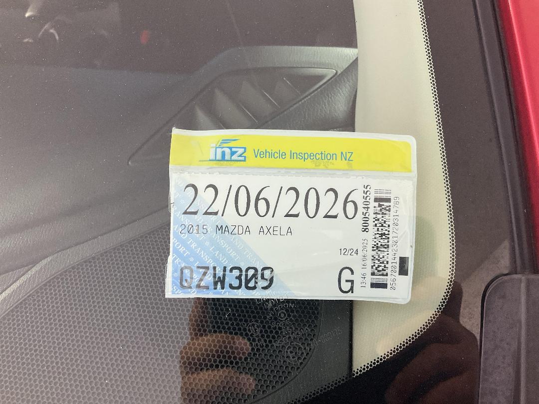 Photo '25' of Mazda Axela