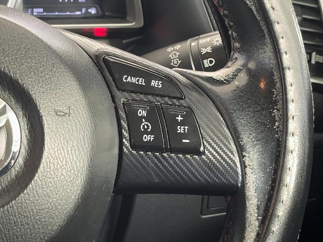 Photo '26' of Mazda Axela