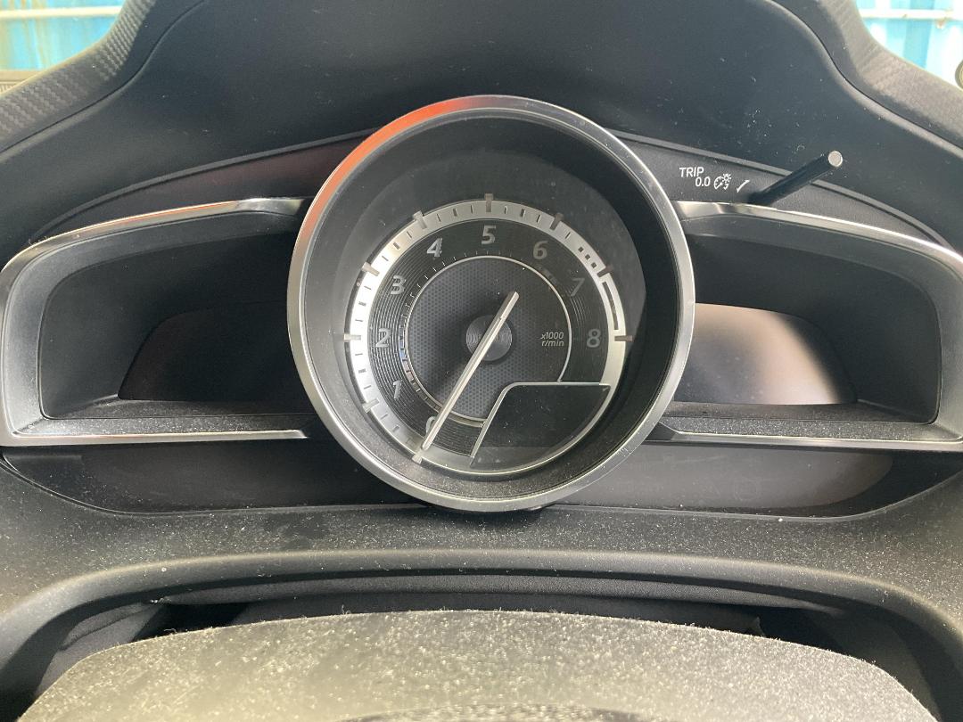 Photo '11' of Mazda Axela