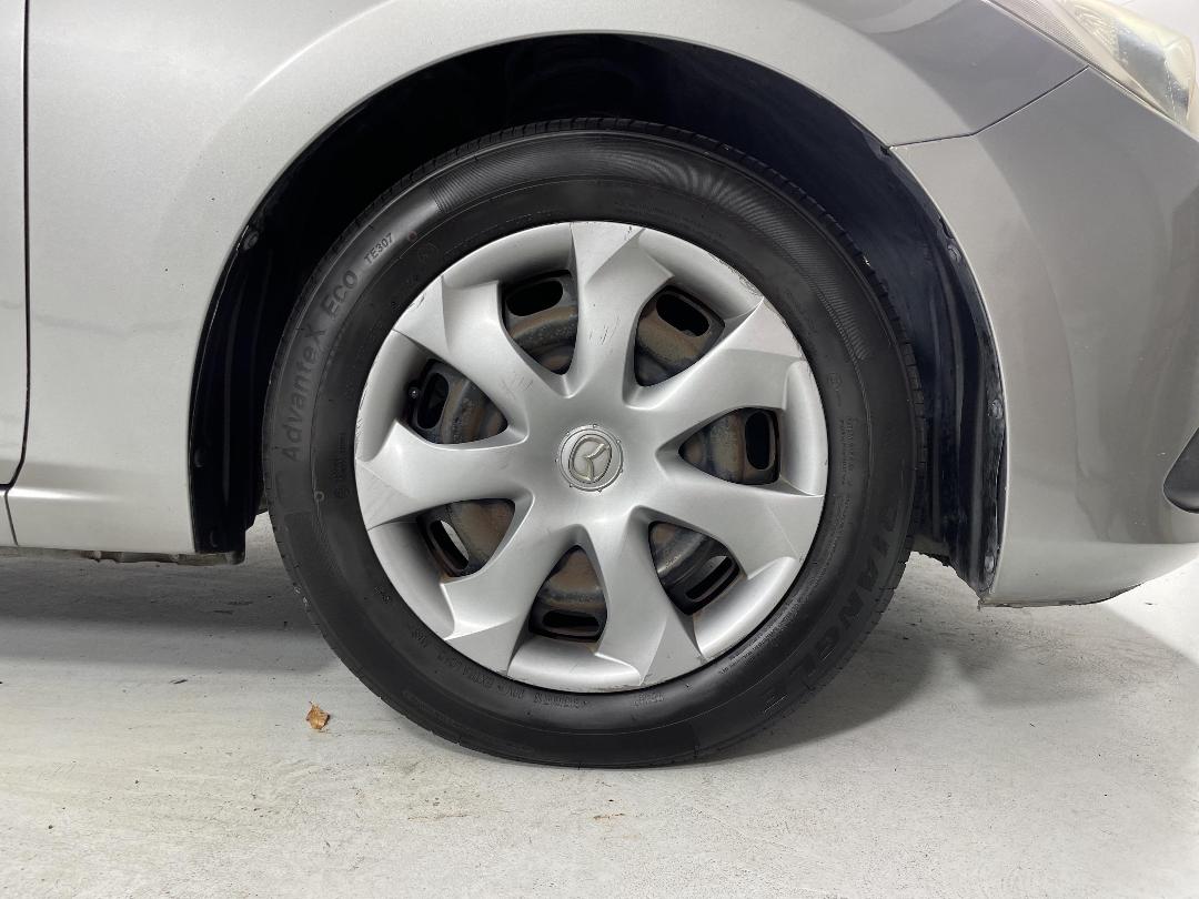 Photo '9' of Mazda Axela