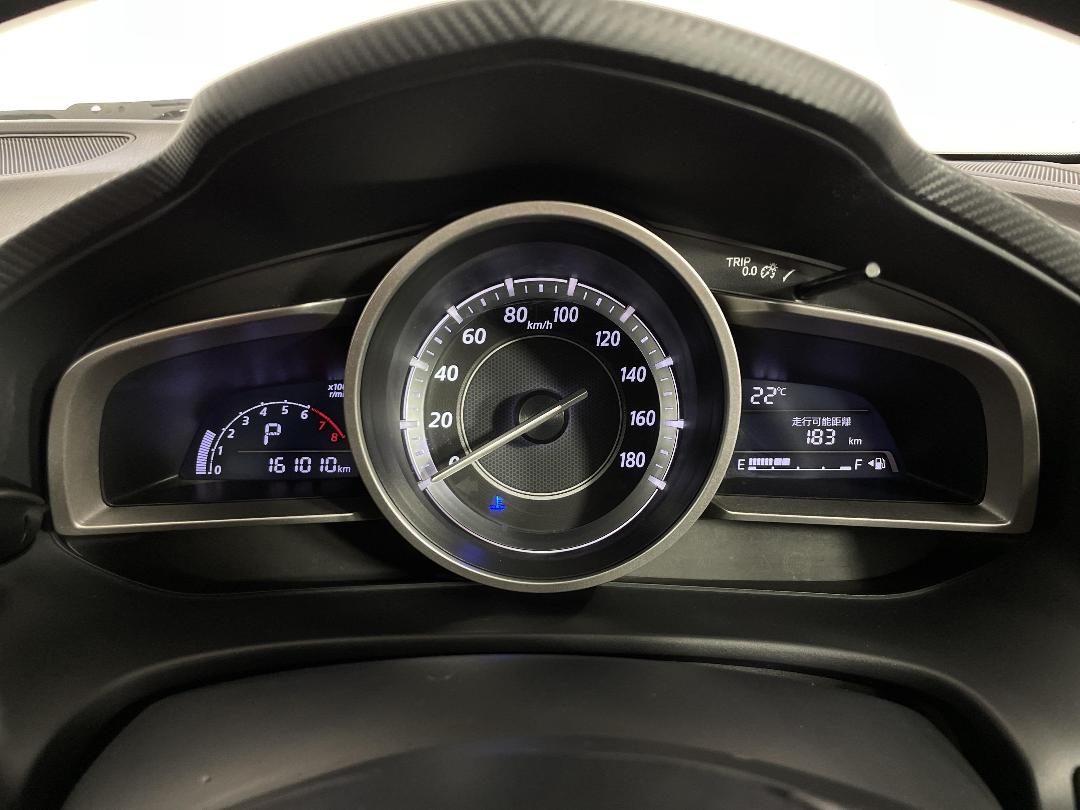 Photo '21' of Mazda Axela