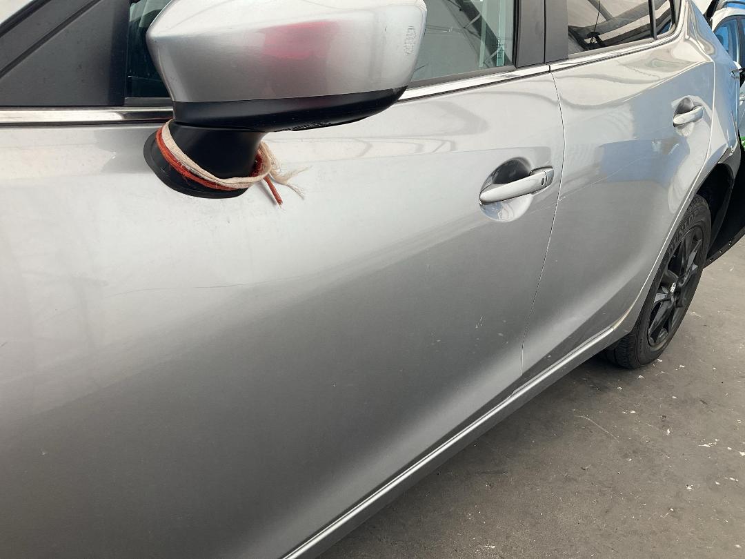 Photo '8' of Mazda Axela