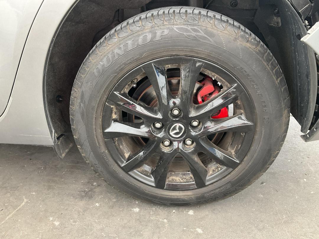 Photo '20' of Mazda Axela